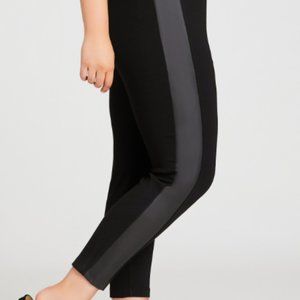 NWT The Avenue leggings ponte pants womens 14/16 black faux leather side stripe